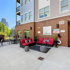  Apartment Uptown Elegance Gym, Pool, Wine United States